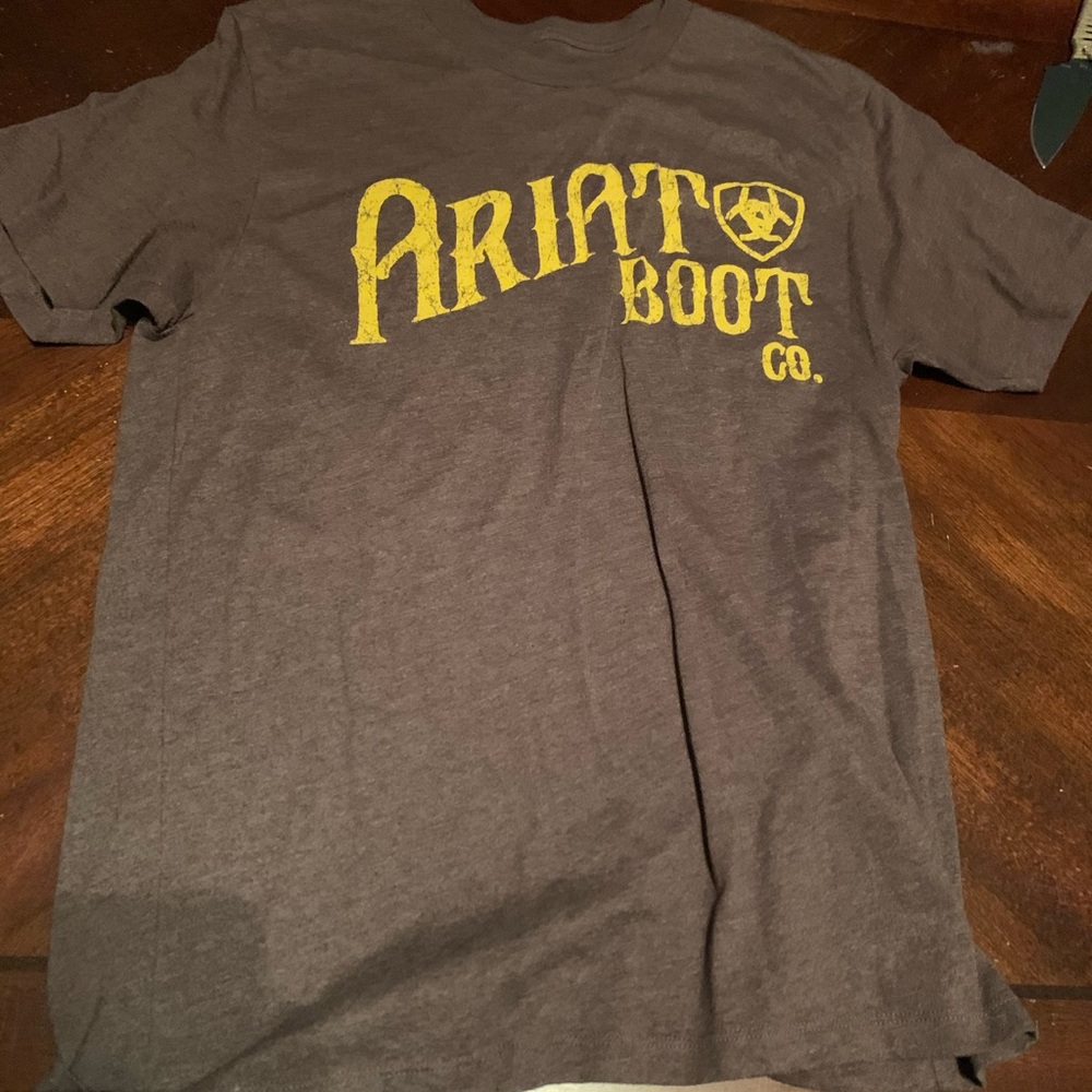 New Ariat tee